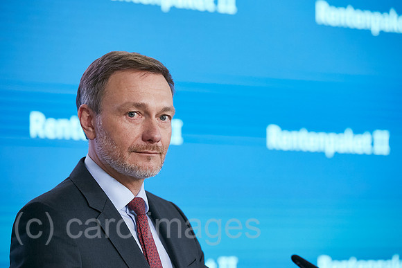 00R240305D145CAROEX.JPG