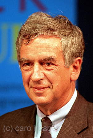 B212805CARO.JPG