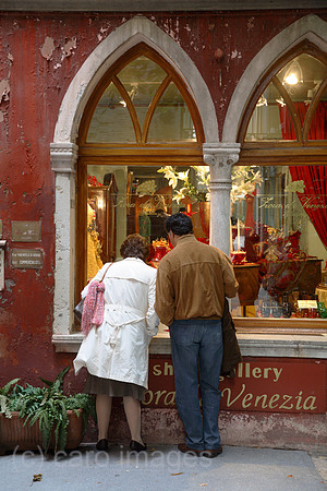 00X061022D065CARO.JPG