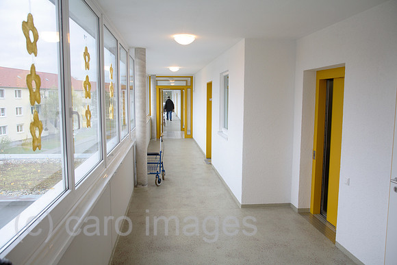 00X061123D015CARO.JPG