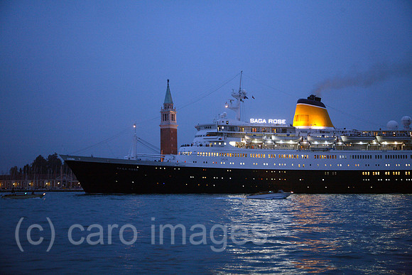 00X061021D057CAROE.JPG