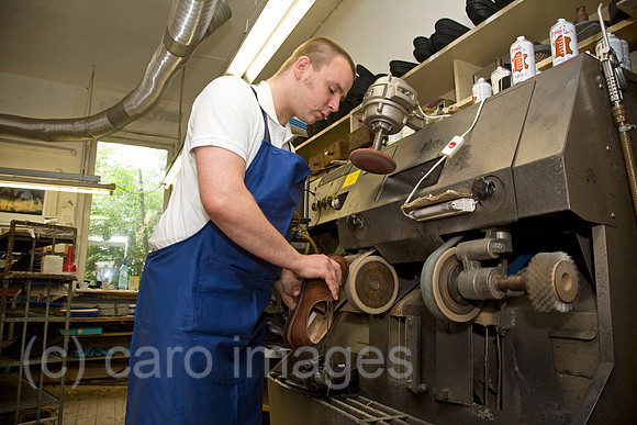 00X080920D315CAROE.JPG