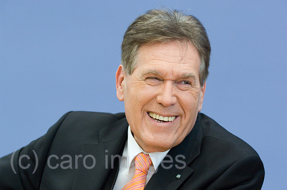 00M060125D005CARO.JPG