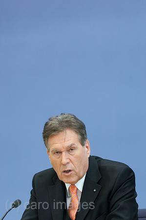 00M060125D004CARO.JPG