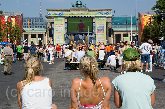 00M060614D015CARO.JPG