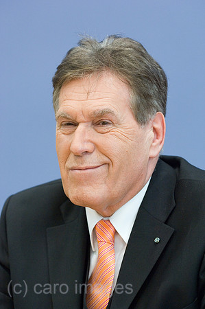 00M060125D007CARO.JPG