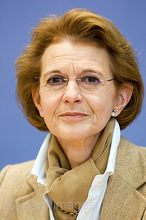 00M060126D010CARO.JPG