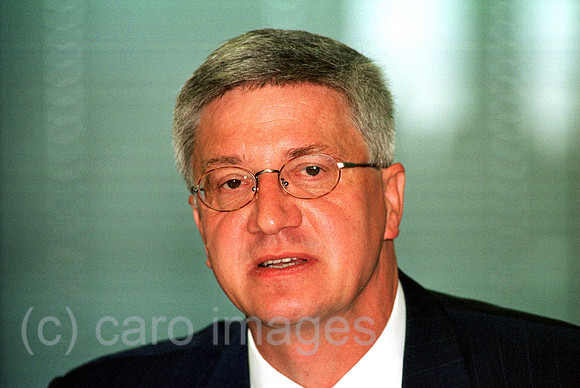 B106924ACARO.JPG