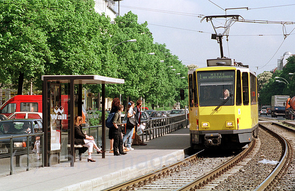 00B104726CARO.JPG