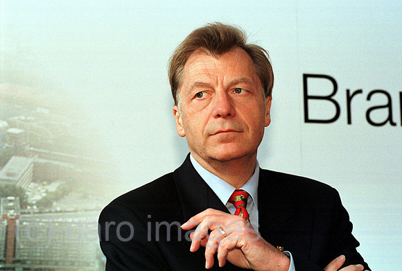 B106621CARO.JPG