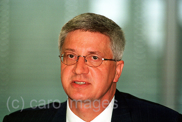 B106926ACARO.JPG