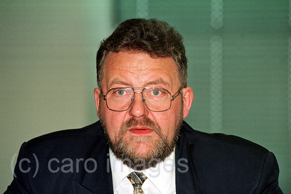 B106935ACARO.JPG