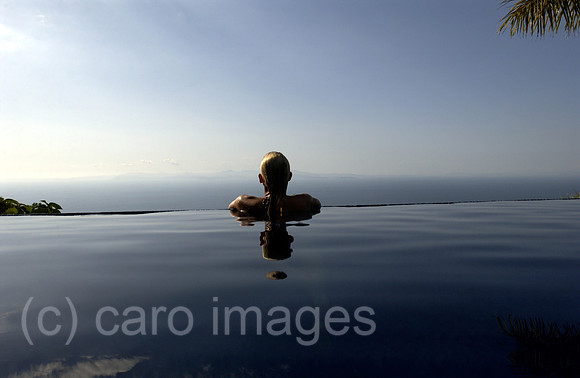 00M040213D023CARO.JPG