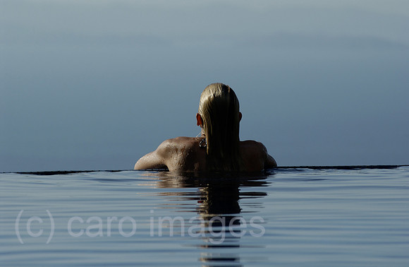 00M040213D040CARO.JPG