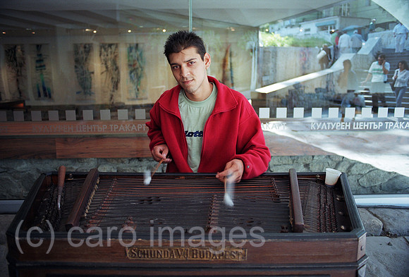 00A212524CARO.JPG