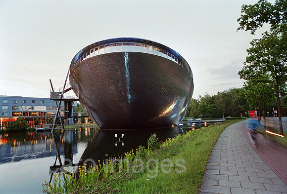 00A218905CARO.JPG