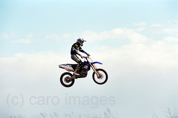 00A221629CARO.JPG