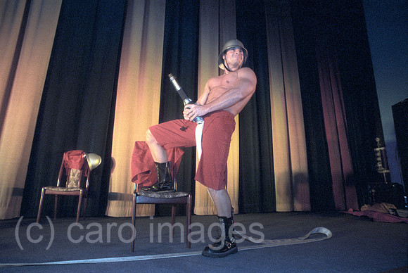 00A216613CARO.JPG