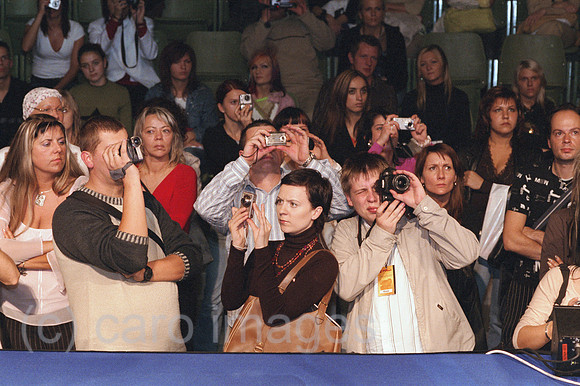 00A200319CARO.JPG