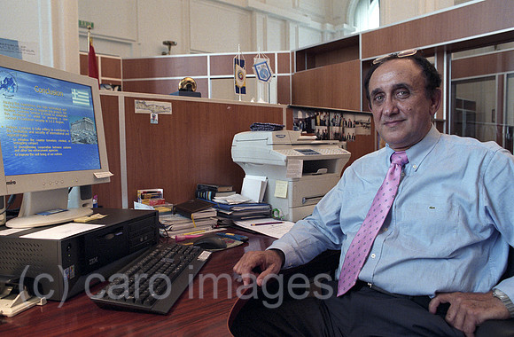00A201235CARO.JPG