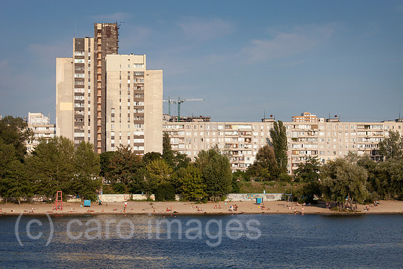 00X120825D053CAROE.JPG