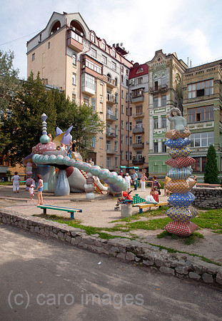 00X120825D026CAROE.JPG
