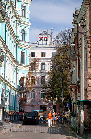 00X120825D027CAROE.JPG