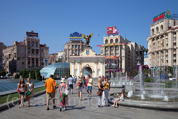 00X120826D089CAROE.JPG