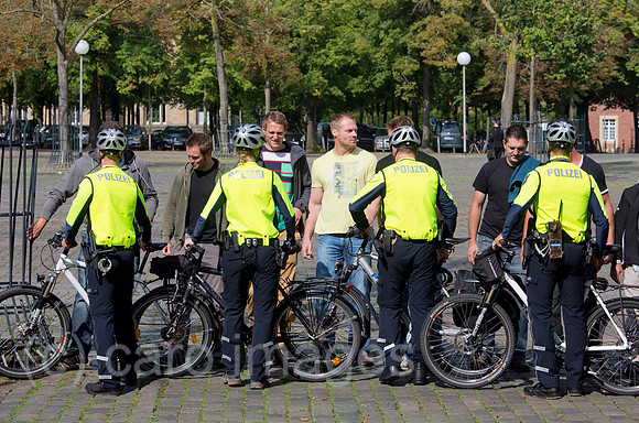 00X120806D008CAROE.JPG