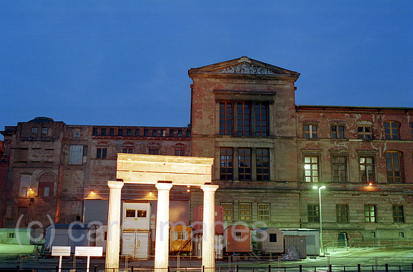00A98122ACARO.JPG