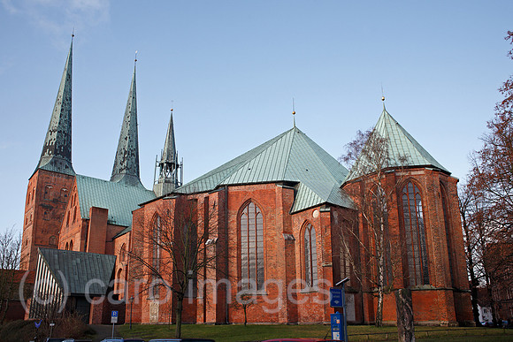 0SP081219D065CAROE.JPG