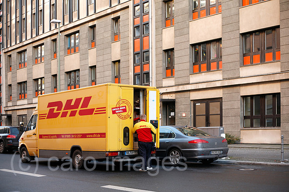0SP090119D846CAROE.JPG