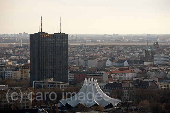 0SP090119D155CAROE.JPG