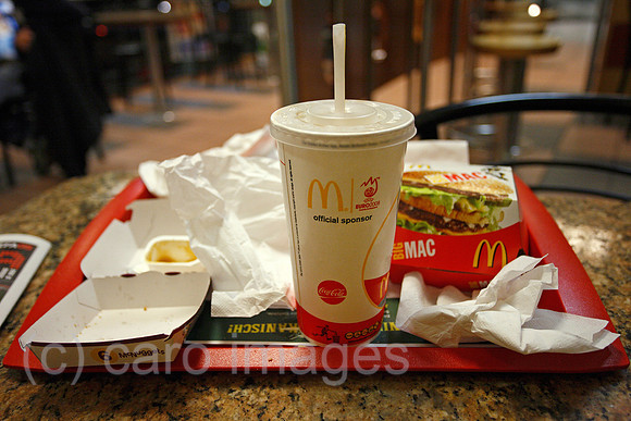 0SP081021D224CAROE.JPG