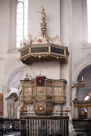 0SP081219D097CAROE.JPG