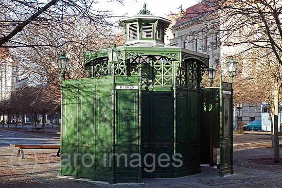 0SP090119D819CAROE.JPG