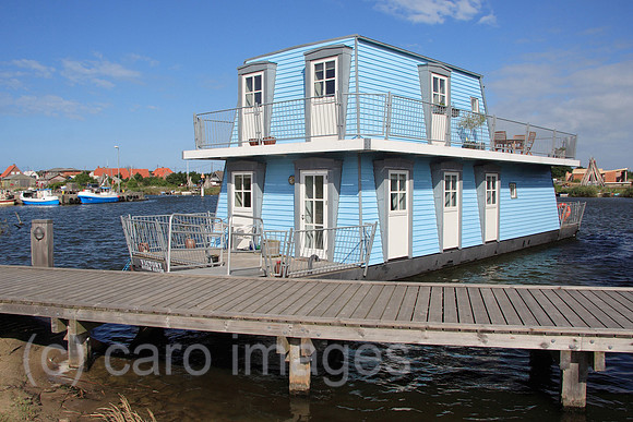 00P060801D099CARO.JPG