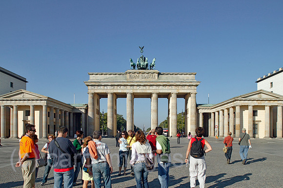 00P060926D002CARO.JPG