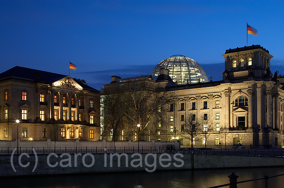 00R070329D009CARO.JPG
