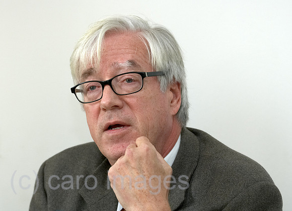 00R070221D029CARO.JPG