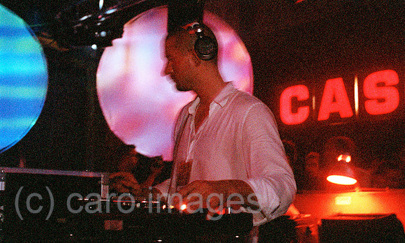 00R064416CARO.JPG