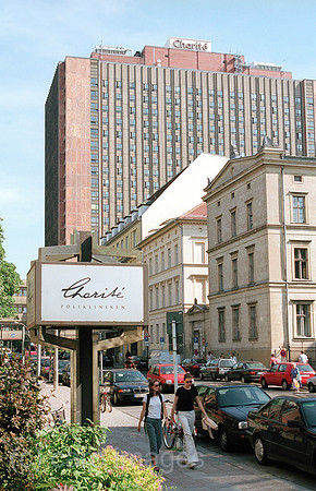 00R063735CARO.JPG