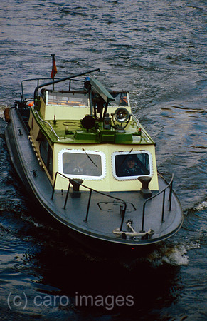 0SX850000D119CAROE.JPG