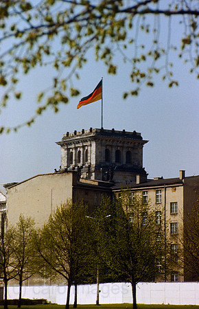 0SX850000D094CAROE.JPG