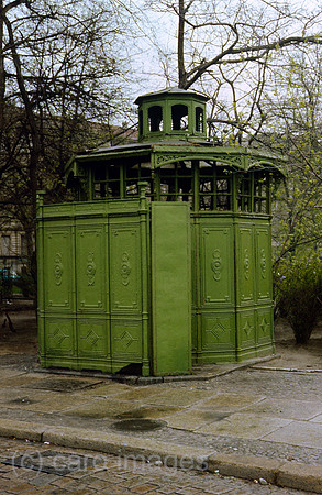 0SX850000D092CAROE.JPG