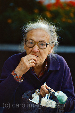 0SX850000D068CAROE.JPG