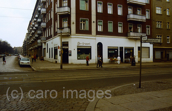 0SX850000D128CAROE.JPG