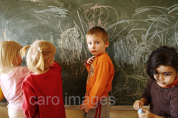 00U070219D024CARO.JPG