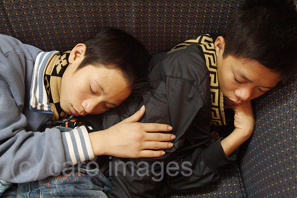 00U061213D065CAROE.JPG