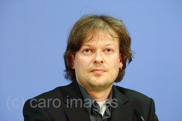 00U070228D002CARO.JPG